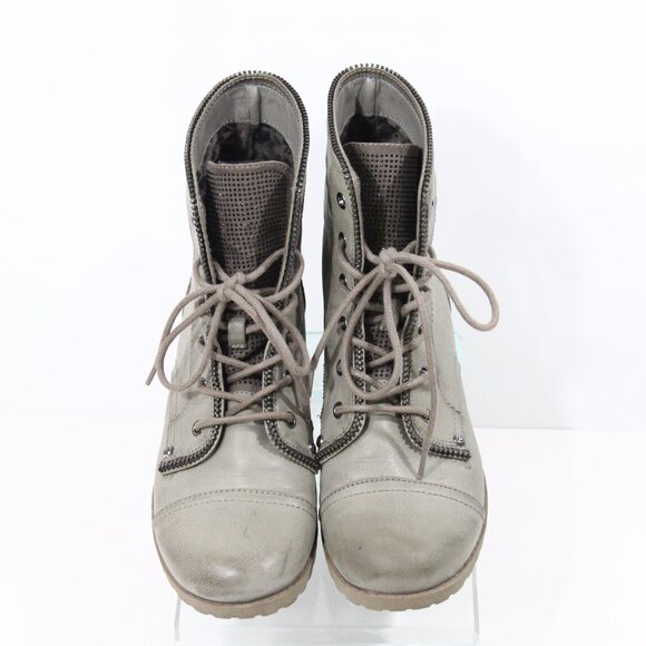 Guess Women Combat Boots sz 10 Cap Toe ShoesFaux Leather Belva - Picture 2 of 9